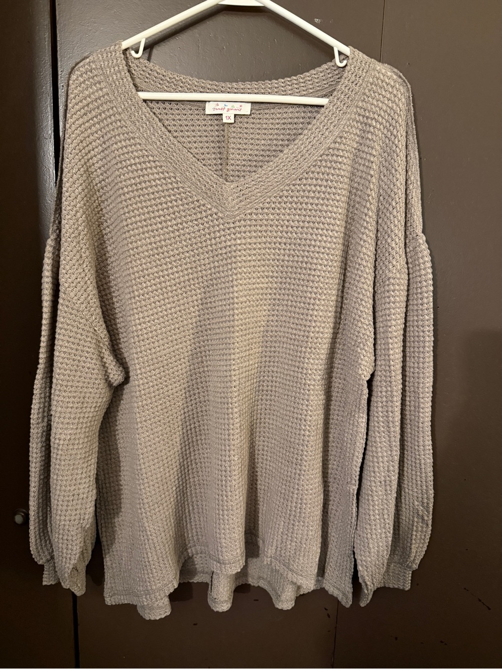 Relaxed V-Neck Waffle Knit Sweater - Taupe